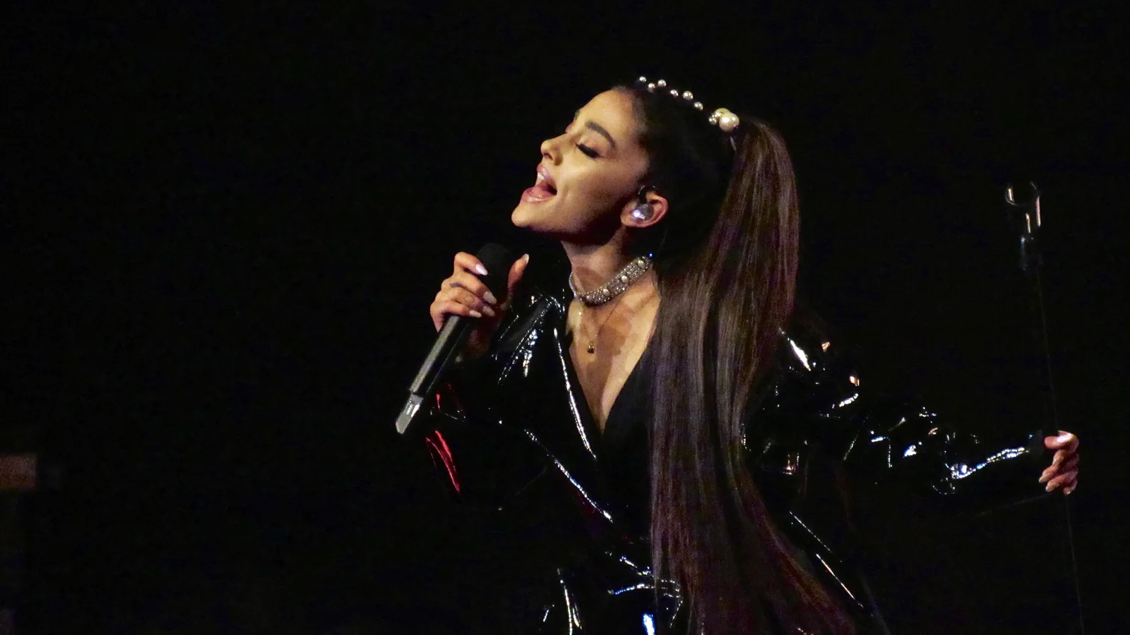 Ariana Grande on the Dangerous Woman tour, 2017